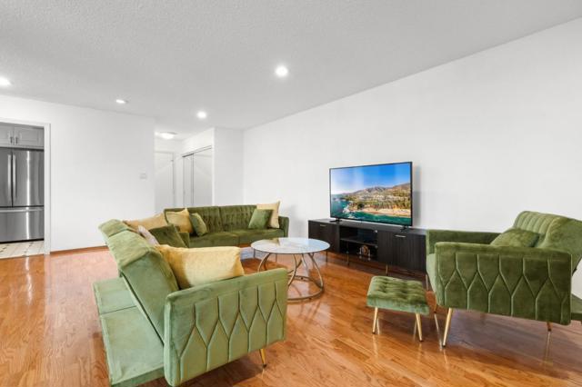 845 N Humboldt Street, San Mateo CA: https://media.crmls.org/mediaz/cbc97853-17b6-43e6-9a9a-501e4f7d6c30.jpg