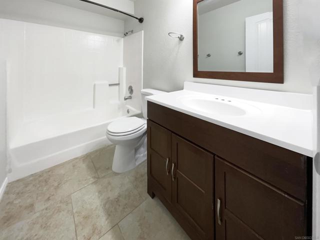 7922 Sunset Ter, Lemon Grove CA: https://media.crmls.org/mediaz/cbcb371e-d7de-4feb-bd39-ba340f4aecdc.jpg