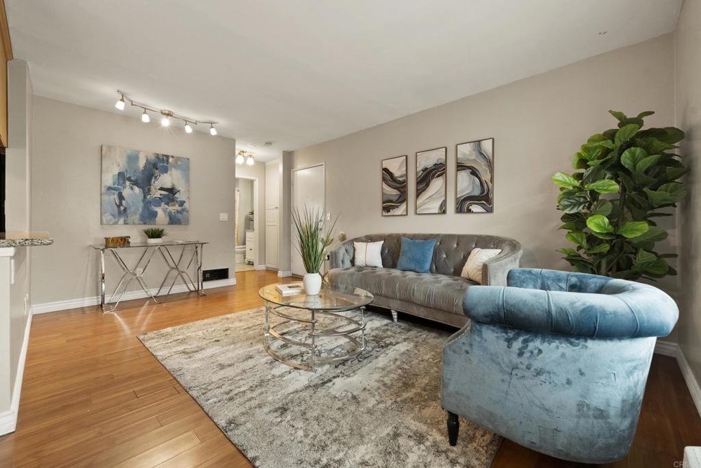 9528 Carroll Canyon Rd - photo 8