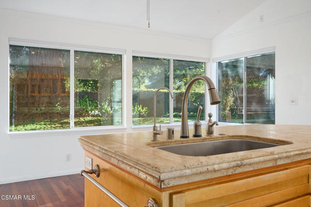3964 Greenwood Street, Newbury Park CA: https://media.crmls.org/mediaz/cbcb80e0-2045-42b0-9506-00cba4c62616.jpg