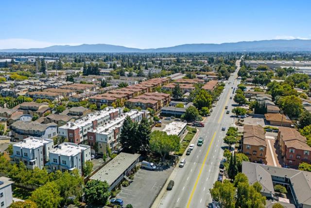 417 Santo Domingo Terrace, Sunnyvale CA: https://media.crmls.org/mediaz/cbcb8c8f-e0f8-4186-bed5-4342aebf0cfe.jpg