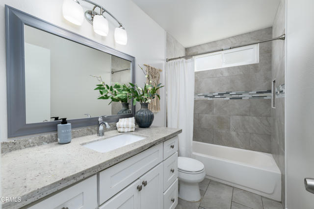 Detail Gallery Image 18 of 26 For 6227 Calle Bodega, Camarillo,  CA 93012 - 3 Beds | 2 Baths