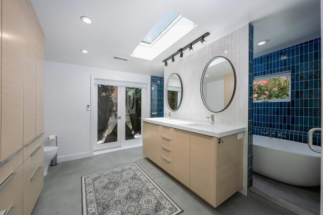 1529 S Riverside Drive, Palm Springs, CA 92264
