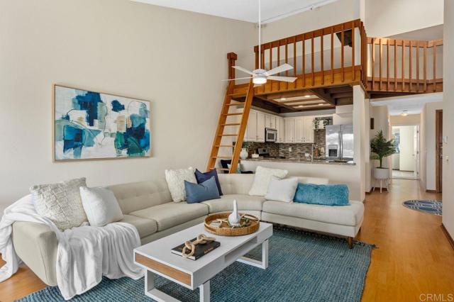 Detail Gallery Image 4 of 35 For 801 Kalpati Cir #B,  Carlsbad,  CA 92008 - 2 Beds | 2 Baths