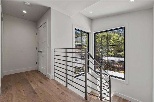 541 Dry Creek Road, Monterey CA: https://media.crmls.org/mediaz/cbcd7a4d-cc27-4128-96be-1b10793fdf6b.jpg