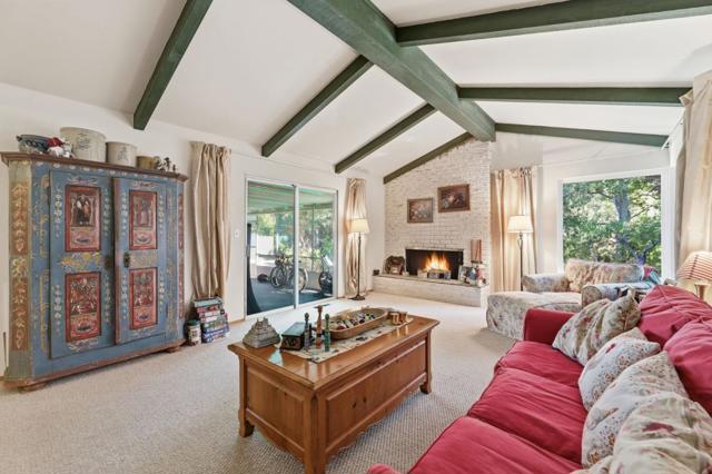 6840 Hampton Drive, San Jose CA: https://media.crmls.org/mediaz/cbcdd910-45fd-40aa-9362-674e5083278d.jpg