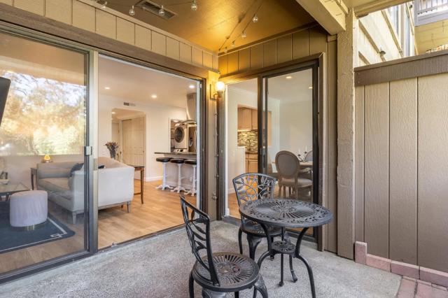 3378 Brittan Avenue, San Carlos CA: https://media.crmls.org/mediaz/cbcf3ec2-9ba9-45f6-bac3-acc73ba596d5.jpg