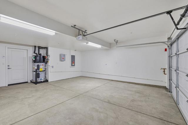 200 Oak Circle, Walnut Creek CA: https://media.crmls.org/mediaz/cbcf540f-1743-4c37-a1b7-0de1ad8267af.jpg