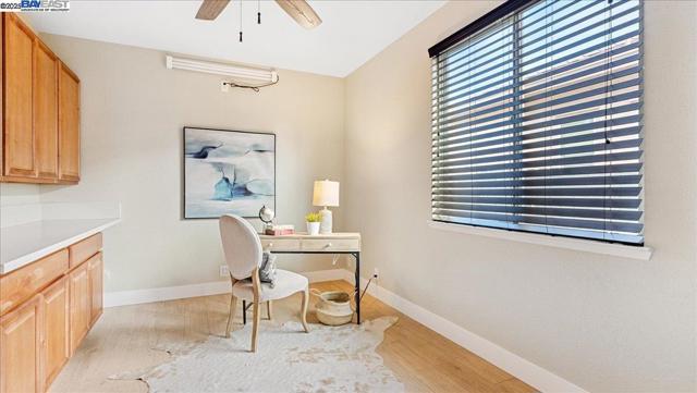 2133 Demetrius Way, Roseville CA: https://media.crmls.org/mediaz/cbcff9db-d553-4848-9191-bc3c2209ac8b.jpg