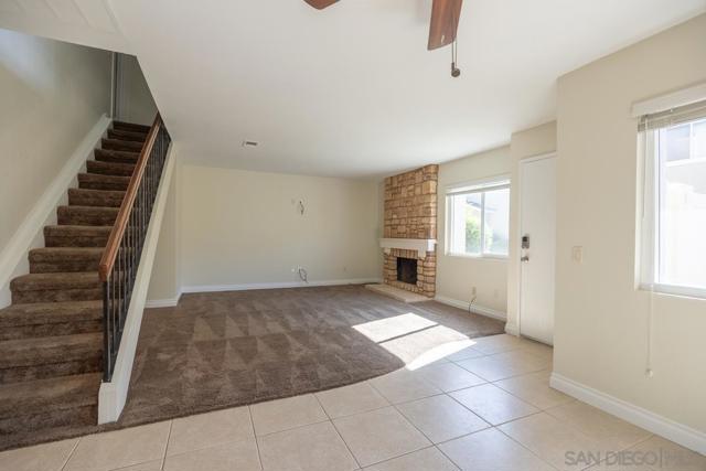 13669 Comuna Drive, Poway CA: https://media.crmls.org/mediaz/cbd27815-1231-464b-81ab-ba8246dbeac2.jpg