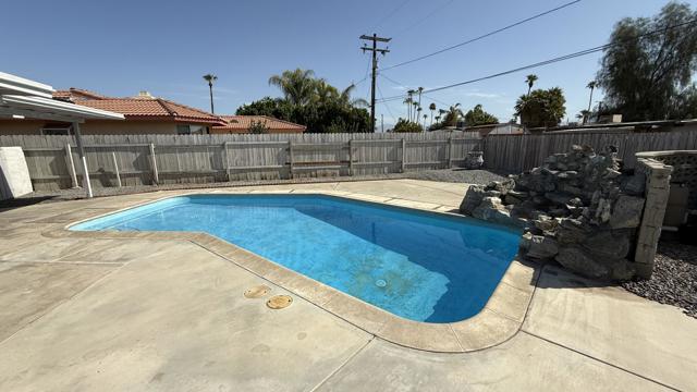 43700 Buena Circle, Palm Desert, CA 92260
