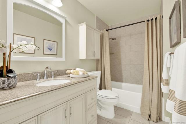 12206 Fairway Pointe Row, San Diego CA: https://media.crmls.org/mediaz/cbd3bcaf-b386-4cf6-987e-1193835e9c2b.jpg