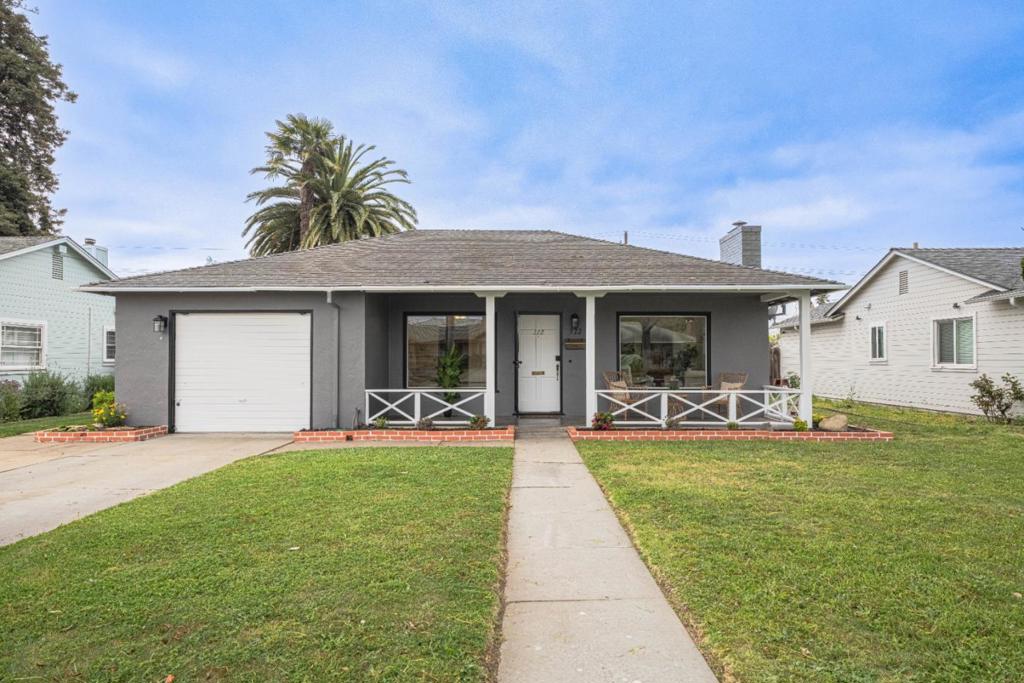 322 Chaparral Street