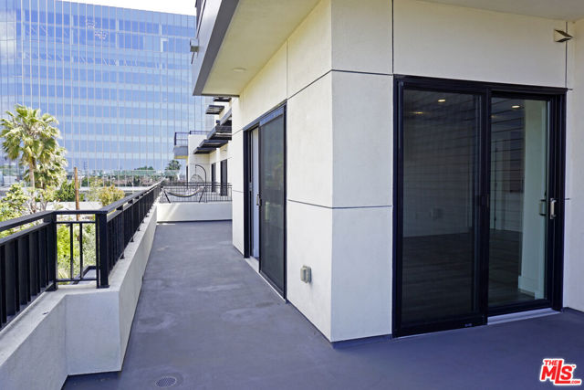 2140 Butler Avenue, Los Angeles CA: https://media.crmls.org/mediaz/cbd481b6-6022-4c46-9b5f-0c19470c6c8a.jpg