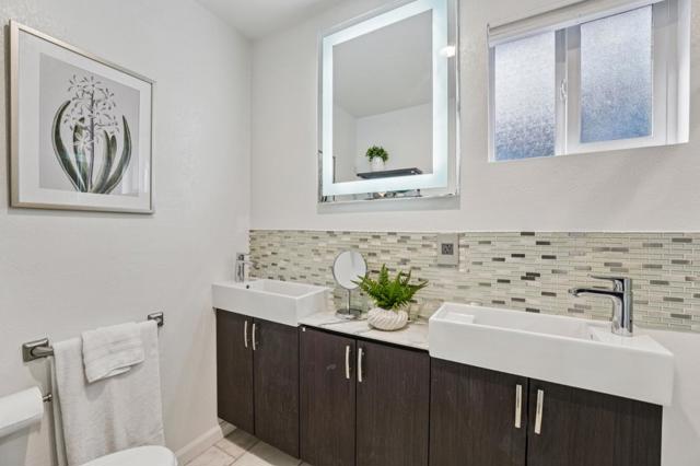 424 5th Avenue, Redwood City CA: https://media.crmls.org/mediaz/cbd48c8c-3ec5-47f8-b7bb-0c99241f63bd.jpg