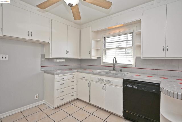 2343 Almond Ave, Concord CA: https://media.crmls.org/mediaz/cbd5d7ff-5b27-400b-b886-648e0ab639d6.jpg