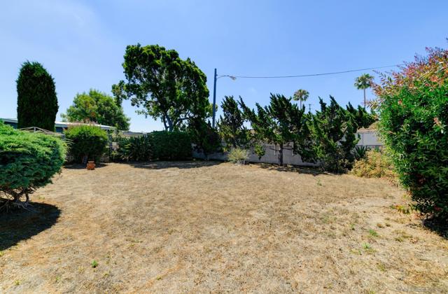 4725 Conrad Ave, San Diego CA: https://media.crmls.org/mediaz/cbd5e419-4cd0-4107-8faa-ba26ebae97e3.jpg