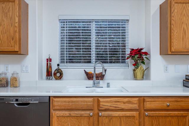 79030 Ladera Drive, La Quinta CA: https://media.crmls.org/mediaz/cbd7c9c3-4e10-4563-852a-2c62d9711a4b.jpg