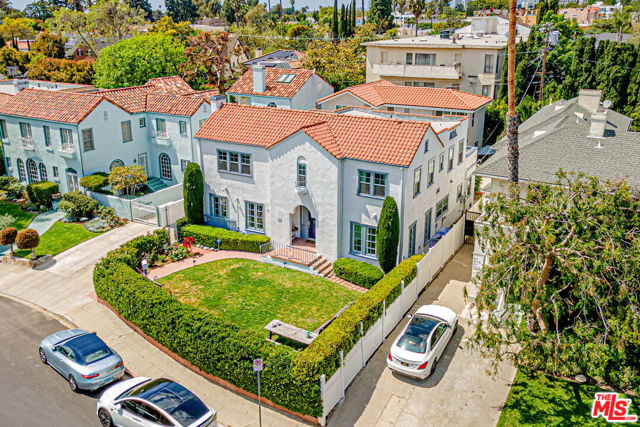 821 Lorraine Boulevard, Los Angeles CA: https://media.crmls.org/mediaz/cbd84a00-42c1-4333-ad7c-4b66d0eb2c6b.jpg