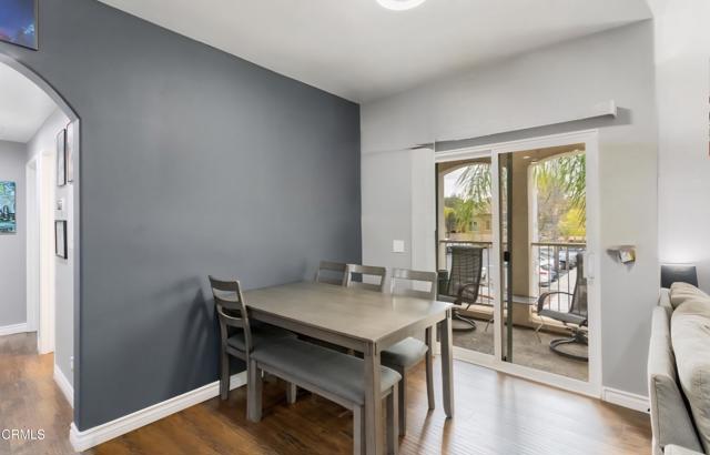 26520 Arboretum Way, Murrieta CA: https://media.crmls.org/mediaz/cbda25eb-f509-46ba-8cbc-0a5c0b5adf27.jpg