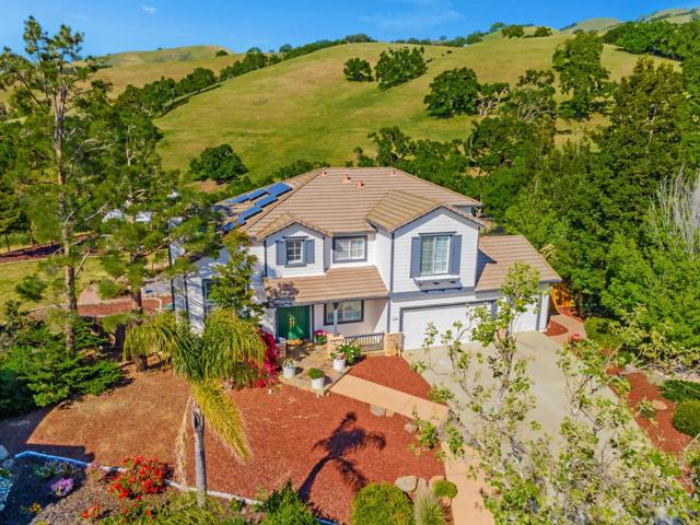 3163 Hawkcrest Circle, San Jose CA: https://media.crmls.org/mediaz/cbda7001-1091-460b-824b-bec41d44e4fb.jpg