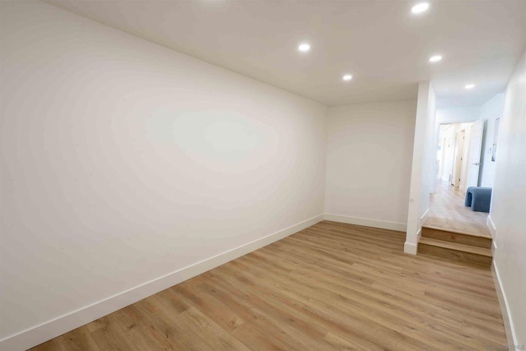 MLS #250039460SD image #36