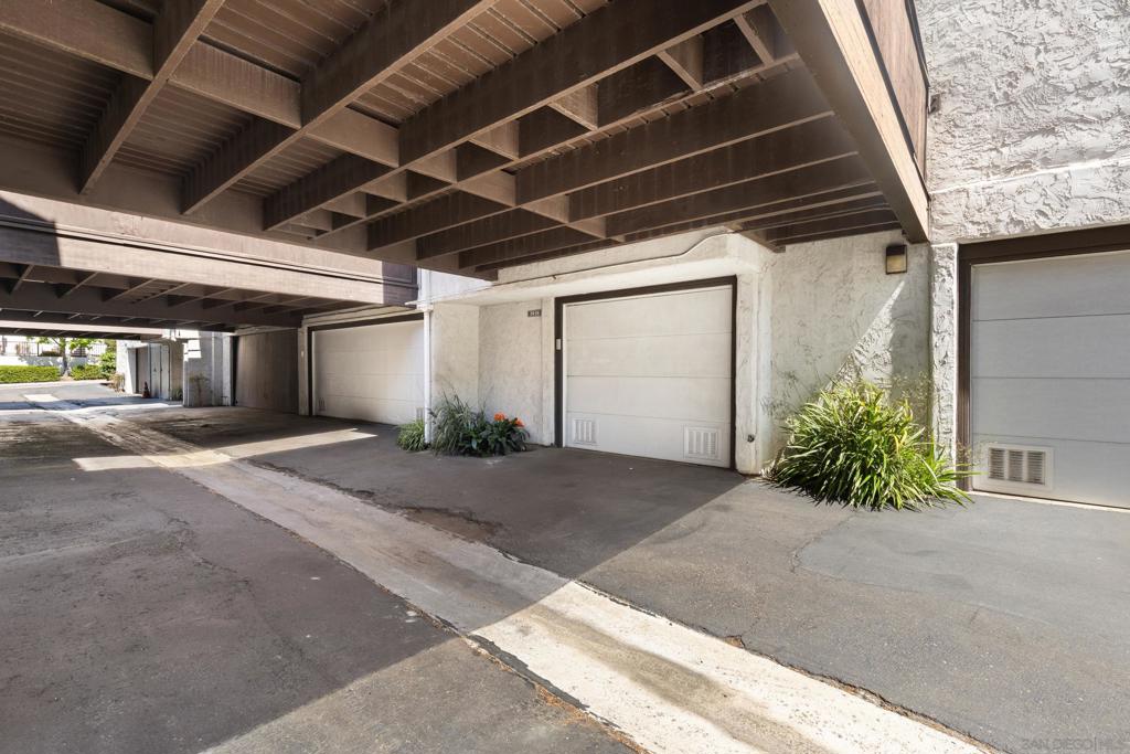 3938 Voltaire St - photo 18