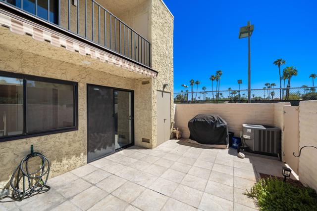 2338 Los Patos Drive, Palm Springs, CA 92264