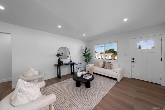 Detail Gallery Image 8 of 37 For 12721 Julian Ave, Lakeside,  CA 92040 - 3 Beds | 2 Baths