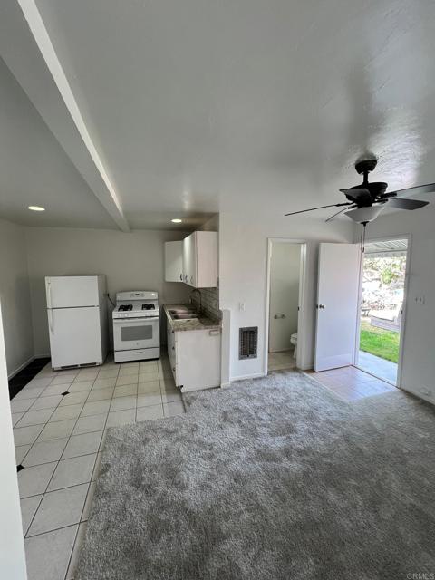 Image 4 of 12 For 357 Hedge Way 1