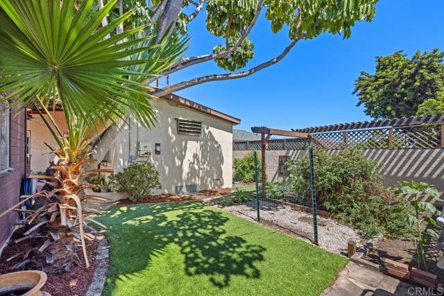 Detail Gallery Image 26 of 37 For 3973 69th St, San Diego,  CA 92115 - 3 Beds | 2 Baths