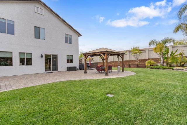 1515 Sunflower Drive, Hollister CA: https://media.crmls.org/mediaz/cbe0afe5-ee9e-4a01-b5b4-2eefafe1d7be.jpg