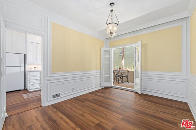 8724 Shoreham Drive, West Hollywood CA: https://media.crmls.org/mediaz/cbe229f9-0294-4bd5-85d5-c695b4e3b12f.jpg