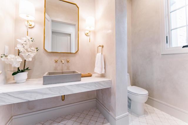 Image 30 of 59 For 8210 Manjares