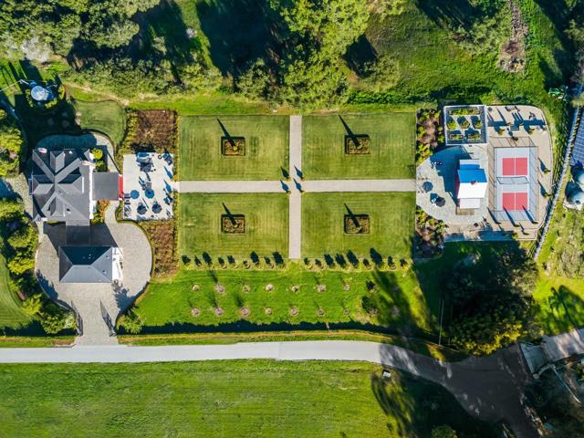 155 Scarlet Court, Watsonville CA: https://media.crmls.org/mediaz/cbe303bd-8437-44aa-b799-4825475a0890.jpg