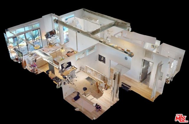 13320 Beach Avenue, Marina del Rey CA: https://media.crmls.org/mediaz/cbe33c5e-4ae8-444a-b760-7931bfe44205.jpg