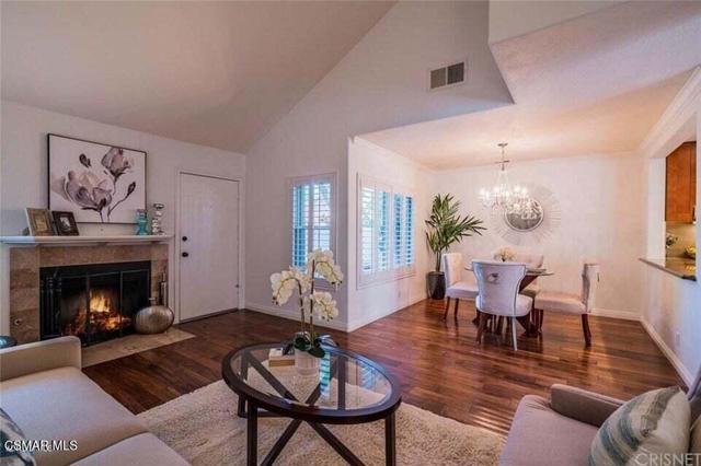 404 Via Colinas, Westlake Village CA: https://media.crmls.org/mediaz/cbe3796b-490a-4f53-be28-617058fcb5f2.jpg