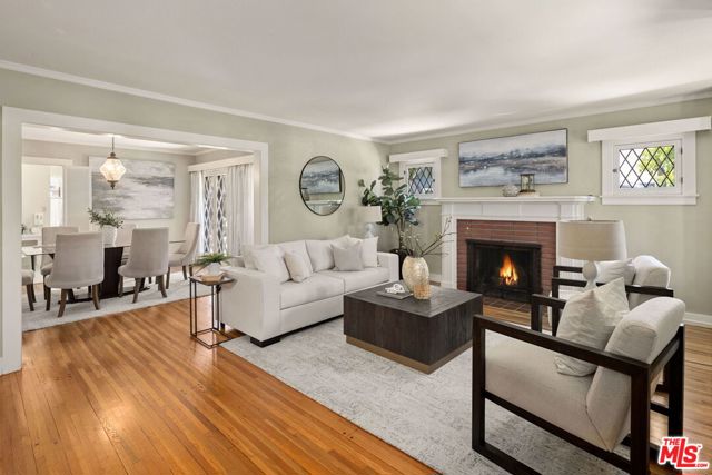 4155 Madison Avenue, Culver City CA: https://media.crmls.org/mediaz/cbe598e6-7b3d-4c32-9427-6ac51d33ce99.jpg