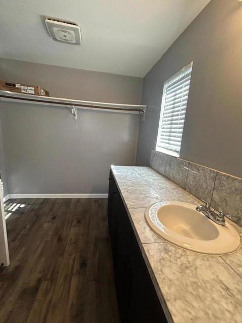 196 Surf Street, Pacifica CA: https://media.crmls.org/mediaz/cbe641ef-3363-44aa-aab9-fb74ee381dc5.jpg