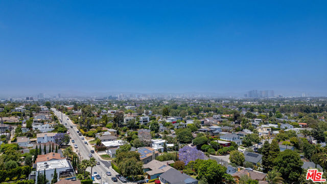 3580 Mountain View Avenue, Los Angeles CA: https://media.crmls.org/mediaz/cbe666a6-2560-445d-83f8-9ea6ef0b607e.jpg