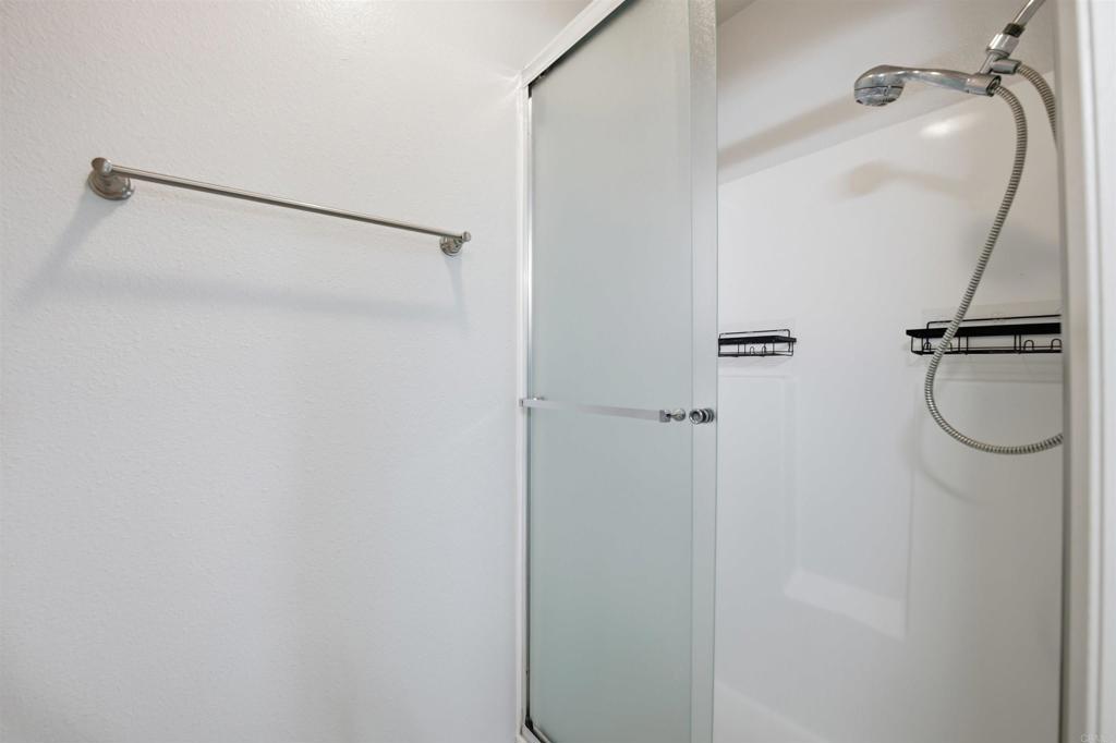 https://media.crmls.org/mediaz/cbe7b73e-c53d-4858-b2d9-82f617ee5aab.jpg?preset=X-Large