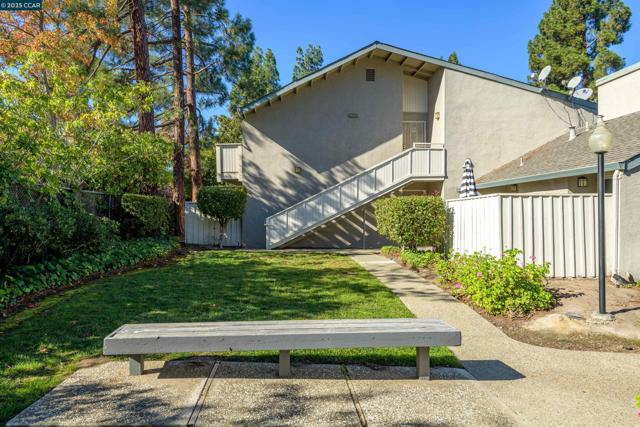 2420 Pleasant Hill Rd, Pleasant Hill CA: https://media.crmls.org/mediaz/cbe7b7ef-a3e6-463f-8c08-51afbe1d1844.jpg