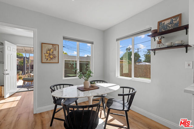 5832 South Van Ness Avenue photo 13