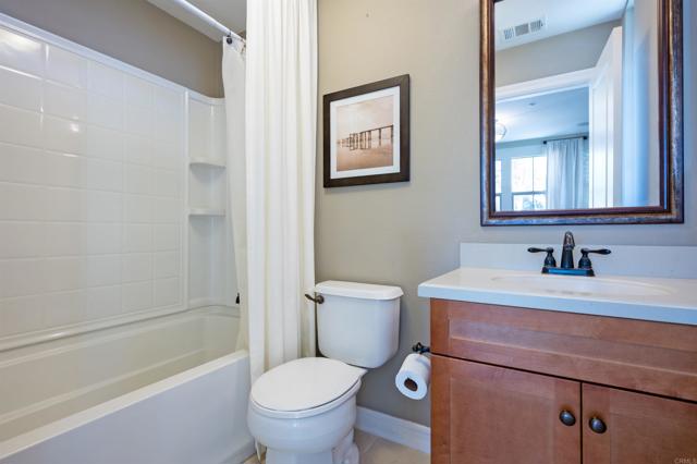 1804 OLIVE GREEN ST, Chula Vista CA: https://media.crmls.org/mediaz/cbe91e48-cb5a-4bef-adf8-b7fed7e5ac39.jpg