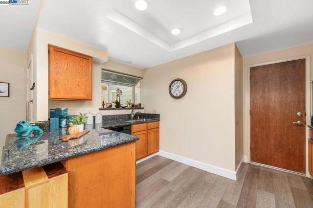 243 Rachael Pl, Pleasanton CA: https://media.crmls.org/mediaz/cbe957a4-34ef-4e56-8f50-1e5dba703e16.jpg