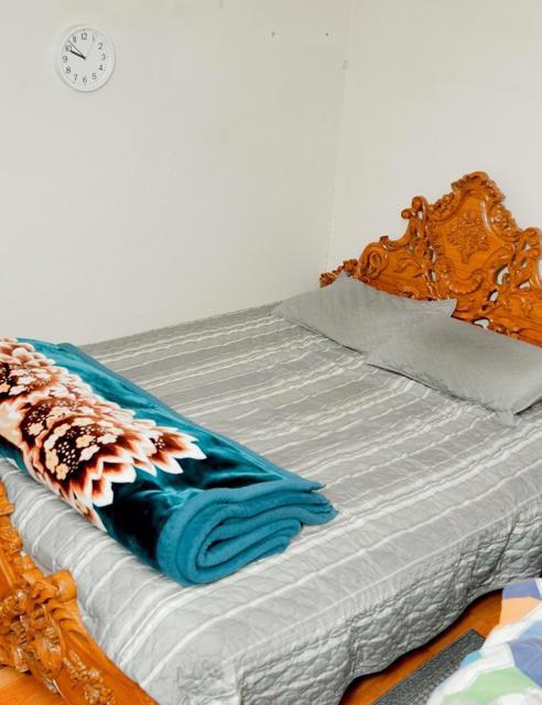 18940 Loree Avenue, Cupertino CA: https://media.crmls.org/mediaz/cbe98765-6e16-4e35-bb57-d15ec1f57314.jpg