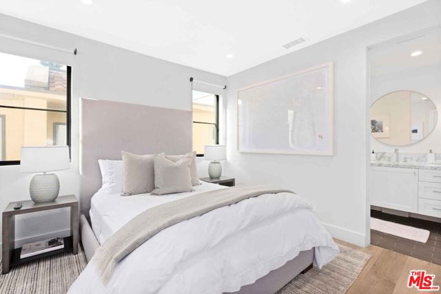 4106 River Avenue, Newport Beach CA: https://media.crmls.org/mediaz/cbeb5f04-3bfc-4322-9c75-5d215bbb3090.jpg