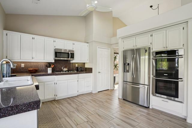 Image 14 of 38 For 45450 Desert Fox Drive