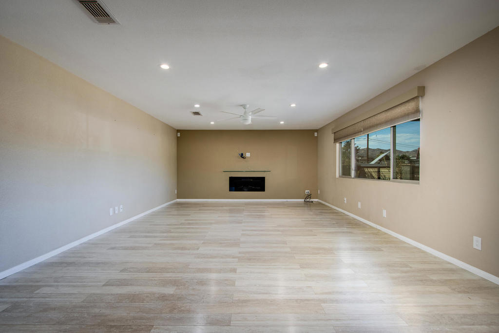 MLS #219137347PS image #12