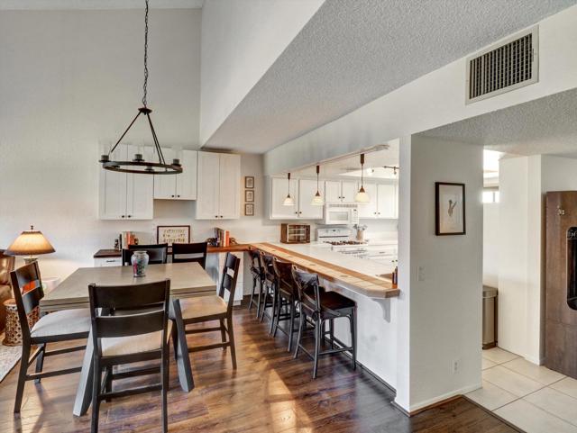 171 Winterhaven Circle, Palm Desert CA: https://media.crmls.org/mediaz/cbebf332-3ae0-4169-9d62-ea3a88243bec.jpg